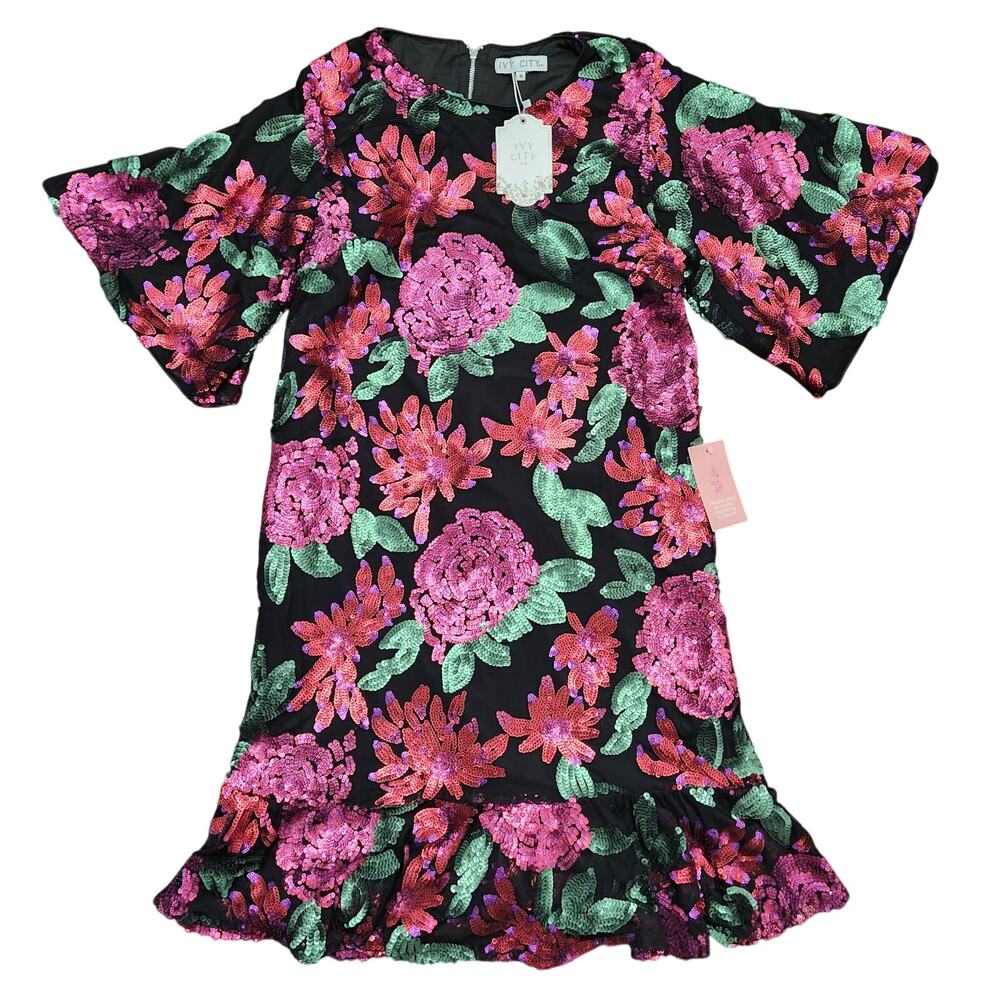 NWT Ivy City Co. Evelyn Dress Floral Sequin Size Medium